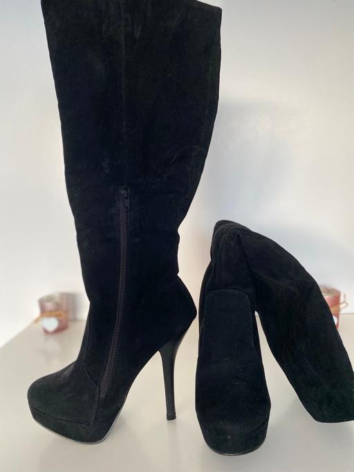 Buy & Sell West Yorkshire Bradford - Photos for Suede Stiletto Platform Black Boots Size 4