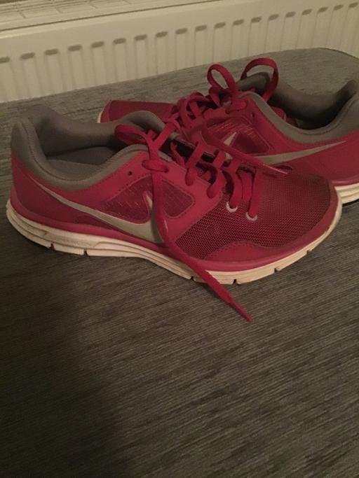 Buy & Sell West Yorkshire Leeds - Photos for Ladies pink trainers