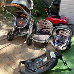 a beautiful double stroller for 2 children or 1 child. the set includes two rain covers, adapters for a car seat, gondola and a walking seat. the car seat is bigger, up to 13 kg. additionally there is an isofix base. the stroller has a large shopping basket and a board on which a child can stand .. the stroller has a 10-year warranty. was bought 3 years ago. the stroller is in great condition. I recommend