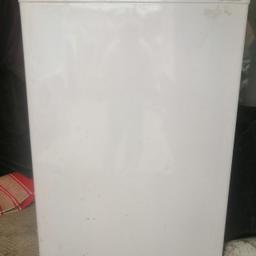 Hotpoint iced diamond freezer
3 draws
frost free 
fully working order
can deliver locally
only £20
07842-207242
