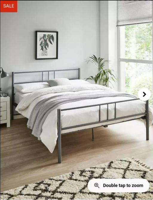 Buy & Sell North London De Beauvoir Town - North London - Photos for Metal Double Bed Frame