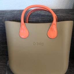 Biete hier eine wunderschöne neue O Bag Mini mit Inlay in OVP

Versand extra