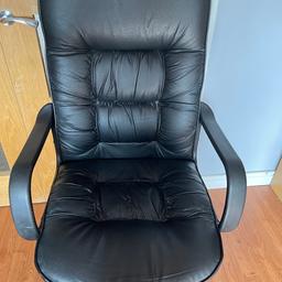 Black office chair, adjustable height, very comfy
Collect DY9