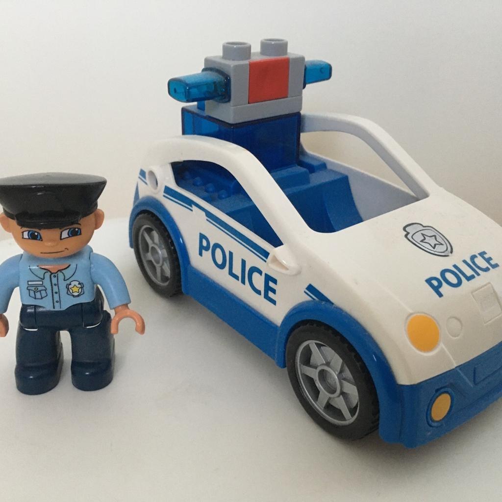 Verkaufe einen gut erhaltene Polizei Auto von Lego Duplo mit Sirene 🚨
Tier und Rauchfreie Haushalt