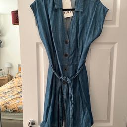 Zara blue denim dress with side pockets. 

Size: medium 

Condition: brand new and unused with labels attached 

Available  to collect from Le2 Oadby (near Sainsbury) or postage fees apply.
