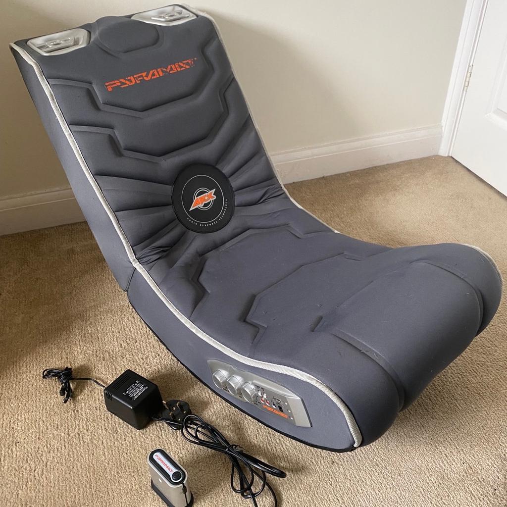 Pyramat gaming chair in HP11 Wycombe for £20.00 for sale | Shpock