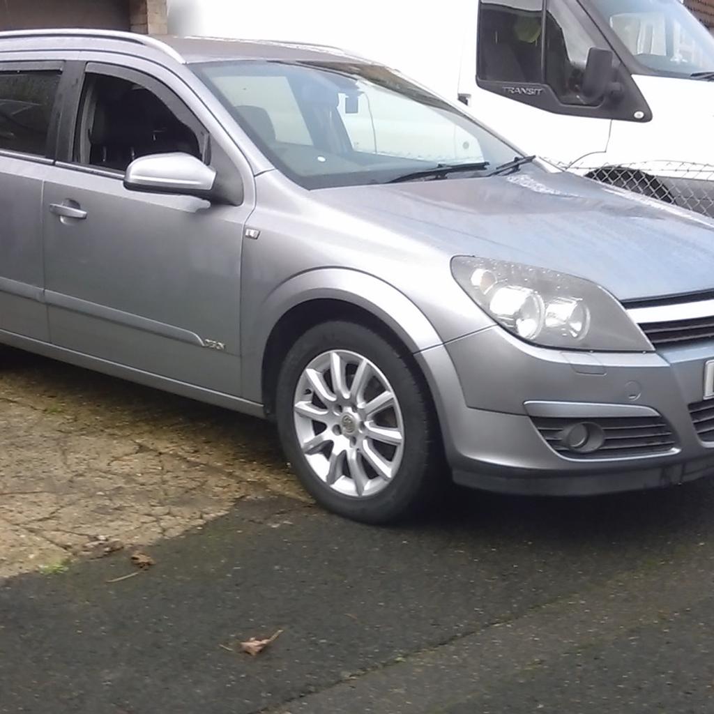 Vauxhall Astra 1.7cdti design eco flex in London Borough of Hillingdon