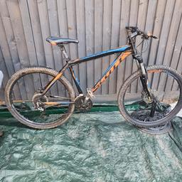 selling my sons old trek bike just gathering dust in shed 27.5 wheels size large, 1 brake works 1 doesn't hydraulic ,not in best condition was not looked after but rides ok gears work sold as spares repairs or swap for an old bmx