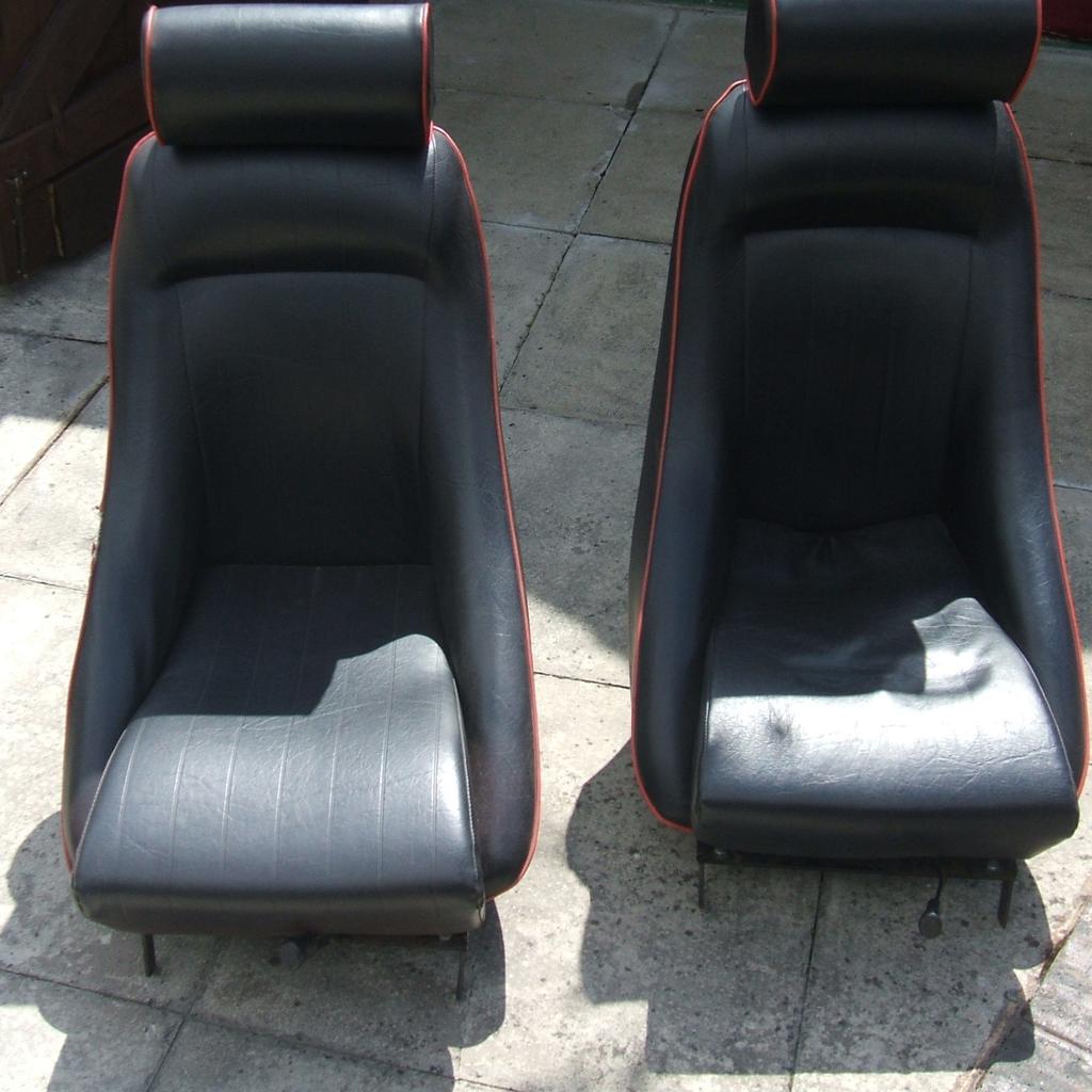 CLASSIC MIN BUCKET SEATS in Halkyn for £100.00 for sale Shpock