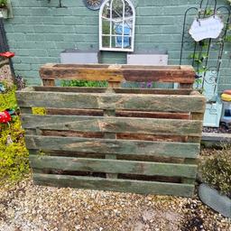 one heavy duty pallet in good condition quite heavy and one smaller pallet sold together.Great for garden upcycle DIY project .pick up only asap after sale thanks.