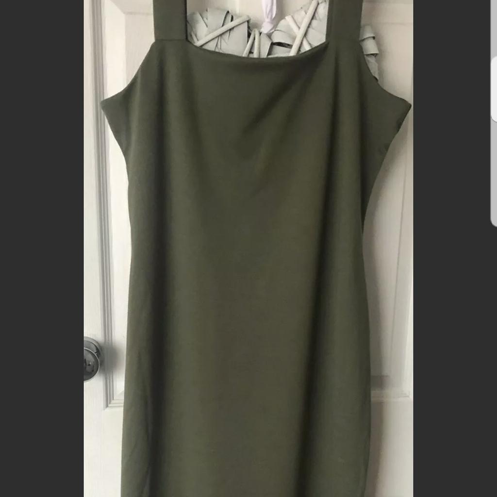 Primark khaki dress size 18 New without tags. collection willenhaĺl wv12 area