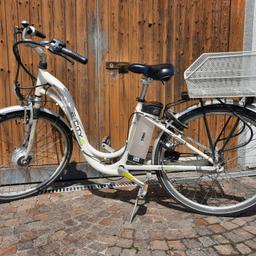 Ich verkaufe dieses city e bike. Es ist in einem neuwertigen Zustand und kann gerne besichtigt werden. Abzuholen ist es in Wolfurt.

Das Fahrrad hat 7 Gänge und 4 Stufen Energie.