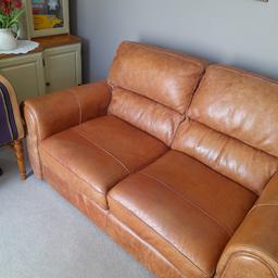 Good condition 
can be sold as set with  3 seats sofa
Cash on collection only 
Can't deliver