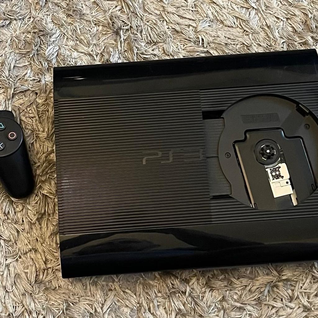 Selling my ps3 superslim 500gb console comes with hen installed can download any title for free comes with one controller call of duty modern warfare 3 gta 5 last of us uncharted drakes fortune mortal combat assassins creed brotherhood assassins creed revelation and red dead redemption grab a bargain £90