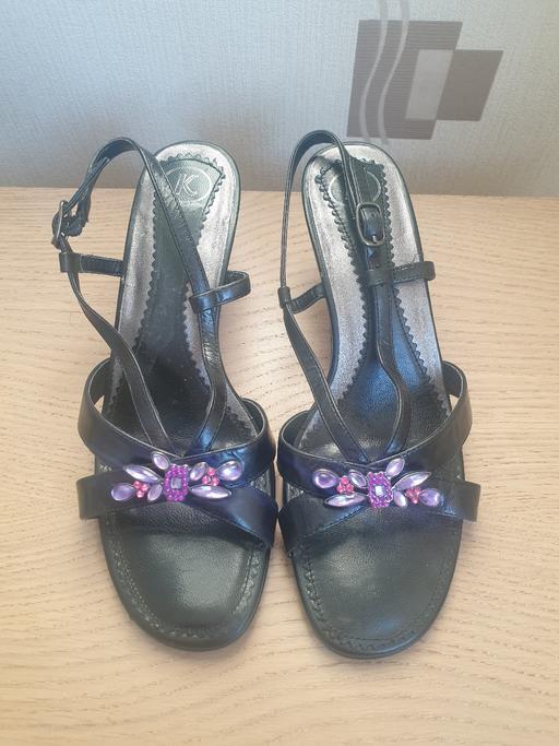 Buy & Sell Falkirk Stenhousemuir - Falkirk - Photos for Black Heeled Sandals With Jewels K Size 3