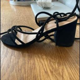 Tie up leg black sandals size 5 wide fit 