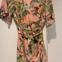 Peachfarbende H&M Sommerkleid / Größe M/ Wickelkleid/ keine Mängel/ selten getragen siehe Tragefoto