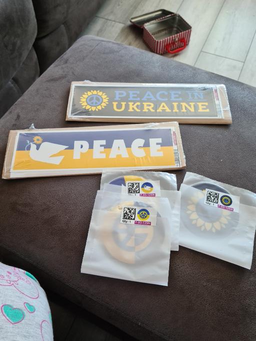 further learning Essex Basildon - Photos for 5 x Ukraine 🇺🇦 Stickers Brand new