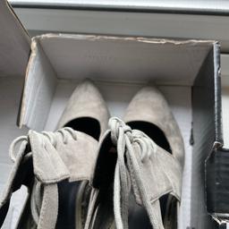Women shoes
Size 6
New still in box
Not been used
Collection only from canvey