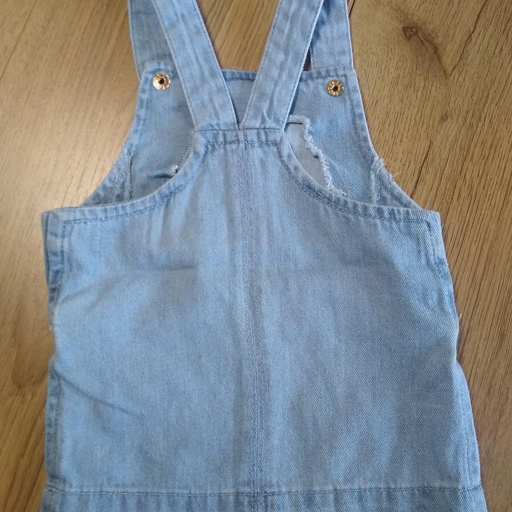 used good condition
☀️buy 5 items or more and get 25% off ☀️
➡️collection Bootle or I can deliver if local or for a small fee to the different area
📨postage available, will combine clothes on request
💲will accept PayPal, bank transfer or cash on collection
,👗baby clothes from 0- 4 years 🦖
🗣️Advertised on other sites so can delete anytime