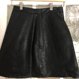 Zara Basic Black Skirt size XS.  Panelled.  Zip up with two poppers