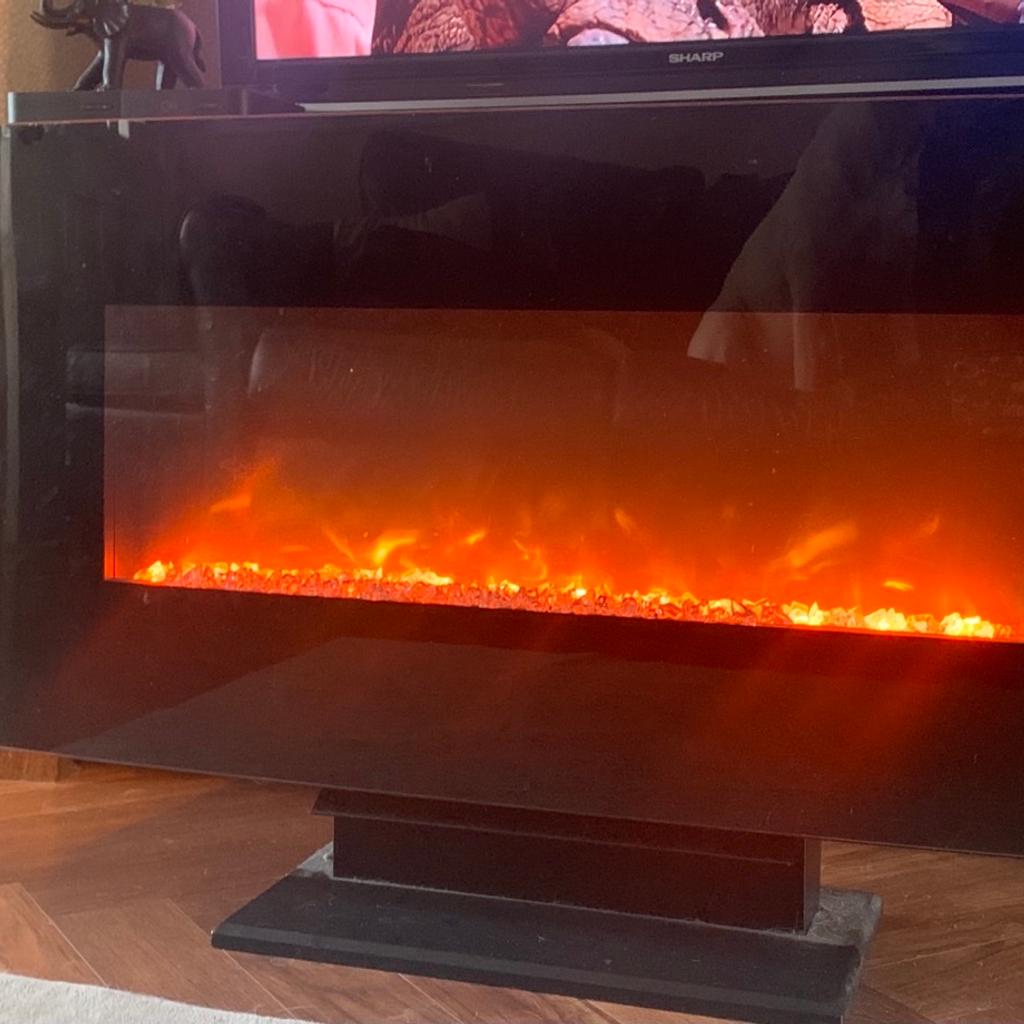 Plug in fire effect heater in WA1 Warrington for £35.00 for sale | Shpock