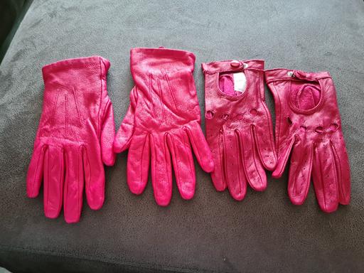 Buy & Sell Essex Basildon - Photos for 2 Pairs of Pink 100% Leather gloves Size Smal