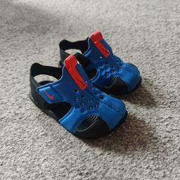 UK 4.5 infant 
Worn a couple of times 
From smoke free home 
Collection Stourbridge