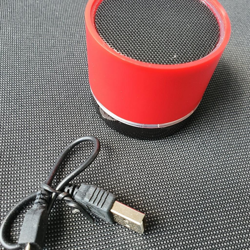 Neuer, kompakter Bluetooth Mini Lautsprecher, USB Stick oder SD Karte
Größere Mengen vorhanden, einfach nachfragen ☺️
Ab 20 Stück, 1,5 Euro pro Stück