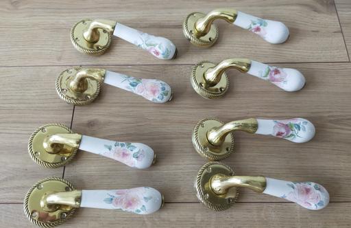 Buy & Sell Hertfordshire Stevenage - Photos for Ceramic Floral Brass Door Handles x 4