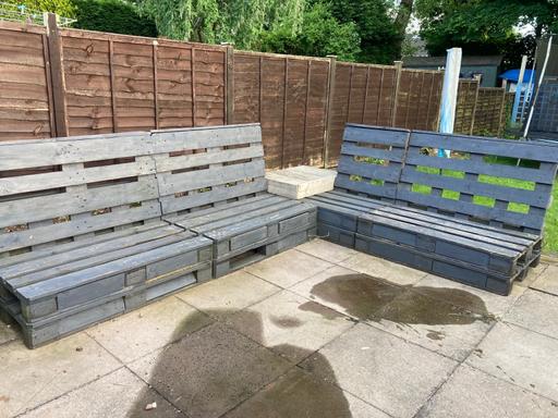 Buy & Sell West Midlands Birmingham - Photos for Garden furniture (made from Pallets).