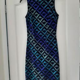 Excellent condition, just like new
Lipsy dress size 6
