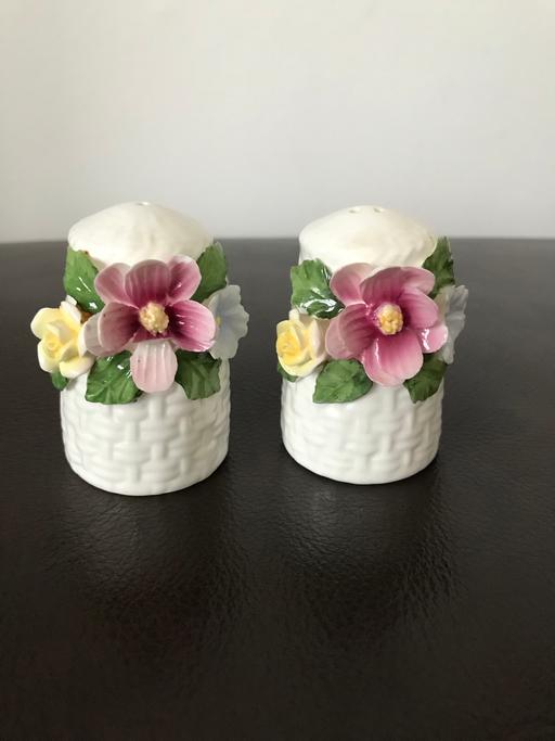 Buy & Sell Devon Torridge - Photos for Vintage porcelain cruet set. Beautiful!