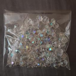 Different sized beads in pack
clear beads with prism style effect.
Selling other items please check them out.
Collection only b33