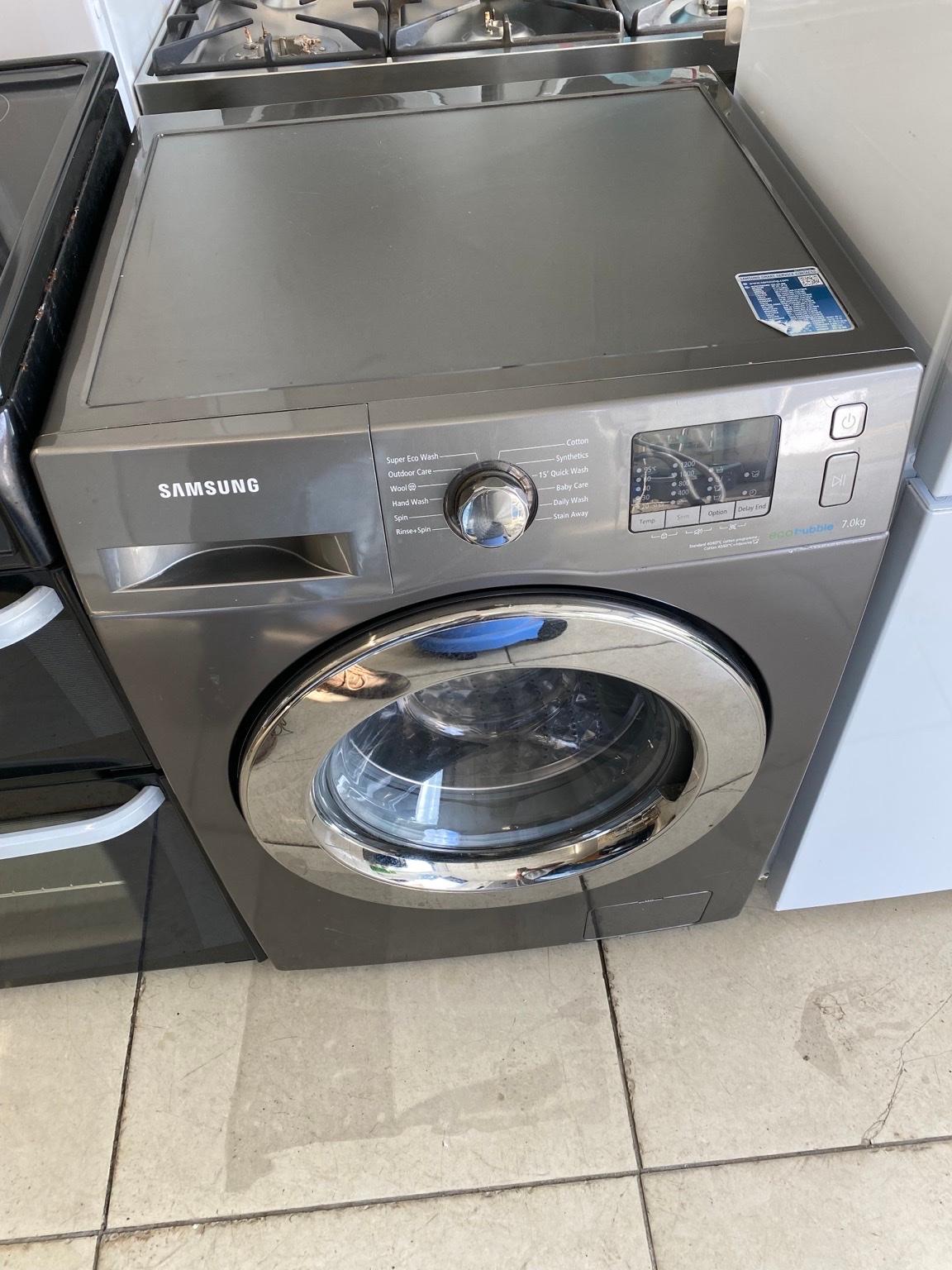 Samsung eco bubble washing machine in WF2 Wakefield für 170,00 £ zum