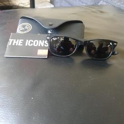 RAY BAN SUNGLASSES POLARISED
GOOD CONDITION
NO SCRATCHES ON LENS
COMES WITH CASE
LOST THE CLOTH