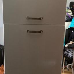 White pull out cupboard no longer required
196cm high 60cm wide 60cm deep
Top cupboard 70cm
Bottom cupboard 96cm
Metal baskets included
Mounted on chrome legs
Needs to be collected from Perivale by Sunday 26th June