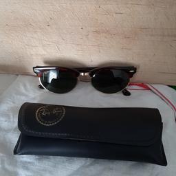 Verkaufe schöne Sonnenbrille für Damen der Marke Rayban. Original Modell Clubmaster Havanna Gold -W1264
100%UV Protection.
mit Etui , sehr wenig getragen, wie Neu
N.pr.198 €