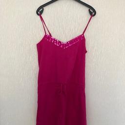 Brand new but no labels attached ladies beach dress with sequined neckline & adjustable tie waist by Resort
Size: UK 10/12
Colour: pink
Length: 30 ins
Material: 100% cotton
Never been worn