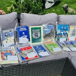 comprehensive collection  of football programmes in excellent condition
ranging from 1953 upto 1999
also including cup final programmes and Duncan Ferguson testimonial 
over  100 programmes included