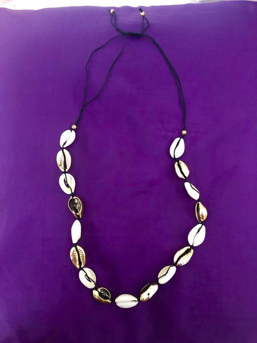 Buy & Sell Essex Southend-on-Sea - Photos for Beautiful new Shell necklace 