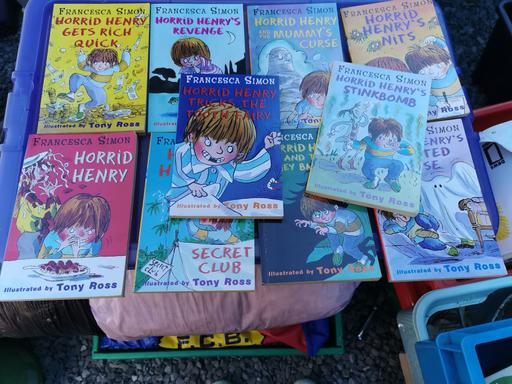 Buy & Sell Carmarthenshire - Wales Ponthenry - Carmarthenshire - Photos for horrid Henry books