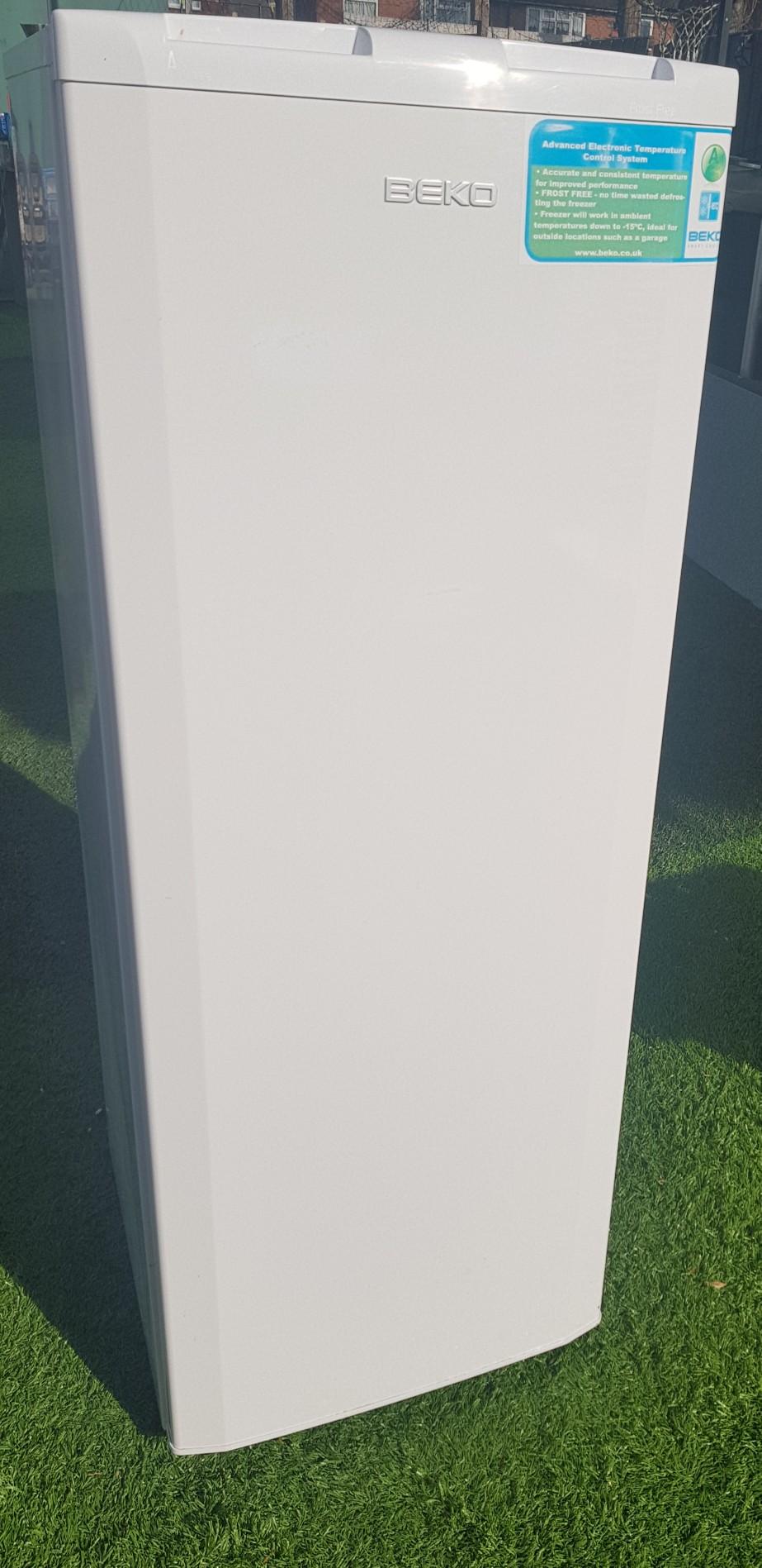 BEKO upright freezer (frost free) DELIVERY * in B70 Bromwich für £ 169