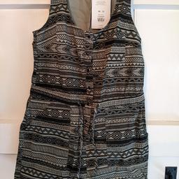 Atzec Print Denim Playsuit
Size 10, from Miss Selfridge
New, with tags
From a smoke & pet free household
Collection & postage both welcome
**PLEASE CHECK OUT OTHER ITEMS I HAVE FOR SALE, HAPPY TO COMBINE POSTAGE COSTS**