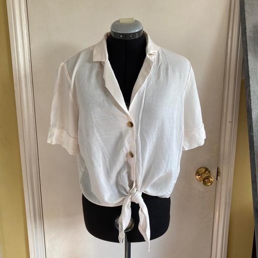 Buy & Sell South West London Merton - Photos for H&M tie up crop shirt/blouse