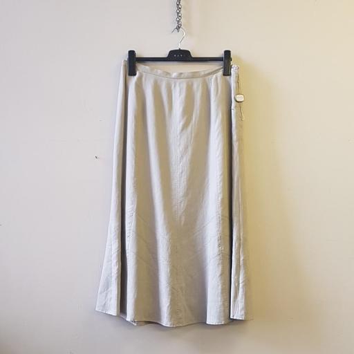 Buy & Sell Greater Manchester Tameside - Photos for Size 16 Beige Skirt