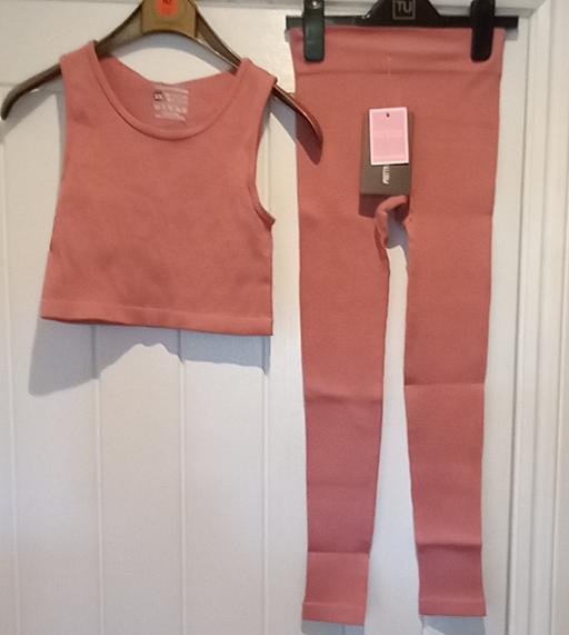 Buy & Sell Pembrokeshire - Wales Clarbeston Road - Pembrokeshire - Photos for Ladies Leggings & Crop Top Set - Size 6/8 UK