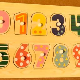 Wooden Board Peg Puzzle. Numbers 0 To 9. Educational Toy. New And Sealed.