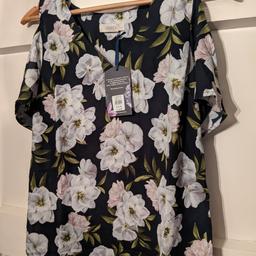 Cold Shoulder Top
Size 10, drom Oasis
New, with tags
From a smoke & pet free household
Collection & postage both welcome
**PLEASE CHECK OUT OTHER ITEMS I HAVE FOR SALE, HAPPY TO COMBINE POSTAGE COSTS**