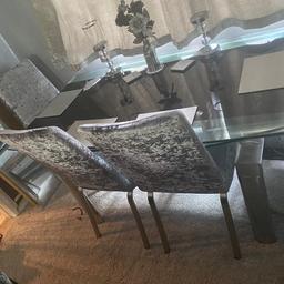 Very beautiful strong and sturdy glass extendable table can seat 6-8 people.
Comes with 4 lovely crushed velvet chairs.
£50 Ono 
Table alone is worth over £800 
COLLECTION ONLY